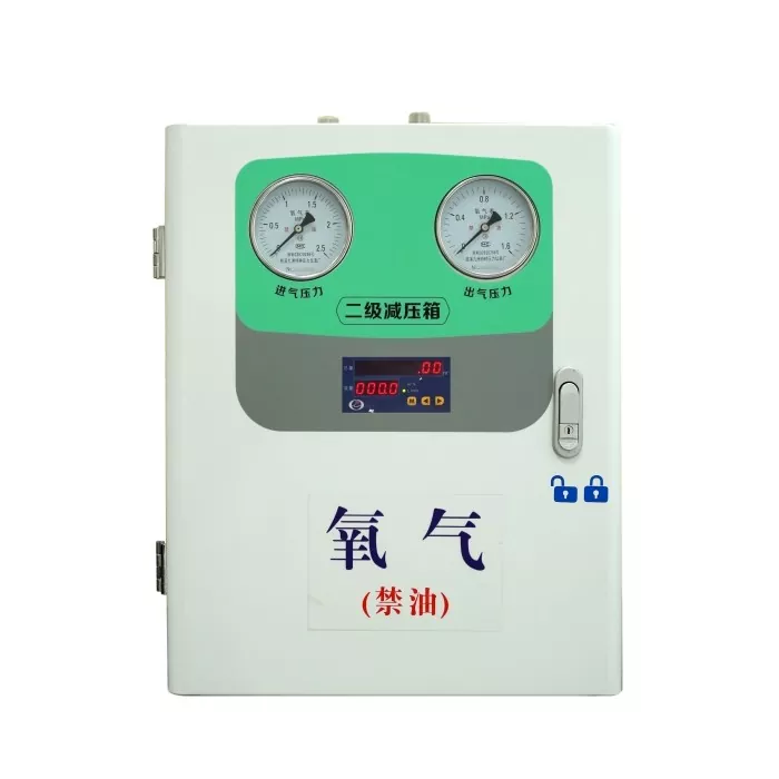 Tekanan aliran cilik nyuda kothak kanthi flowmeter